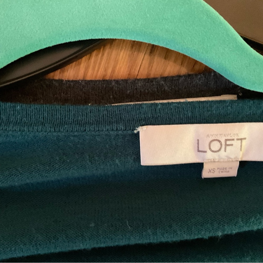 Loft Set of 2 V-Neck Sweaters in Charcoal and Teal, XS - Picture 2 of 8